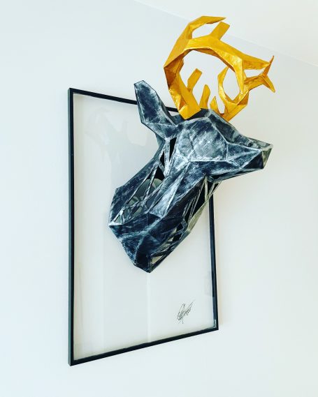 tete de cerf en papier mache